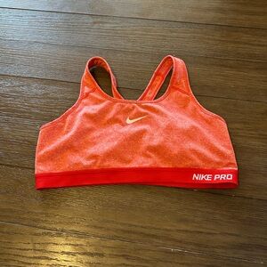 Sz XL Nike Women's Red NIKE PRO Sports Bra